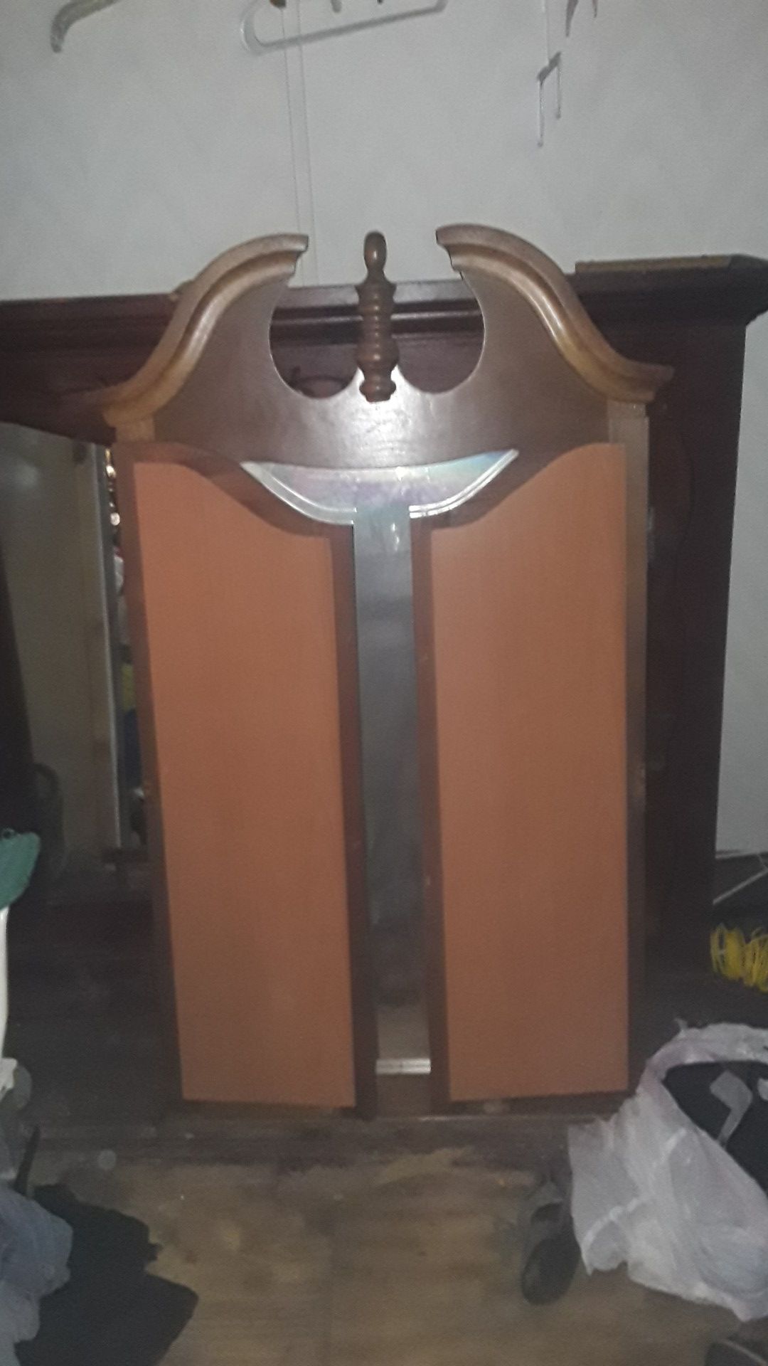 Wall or dresser mirror $10