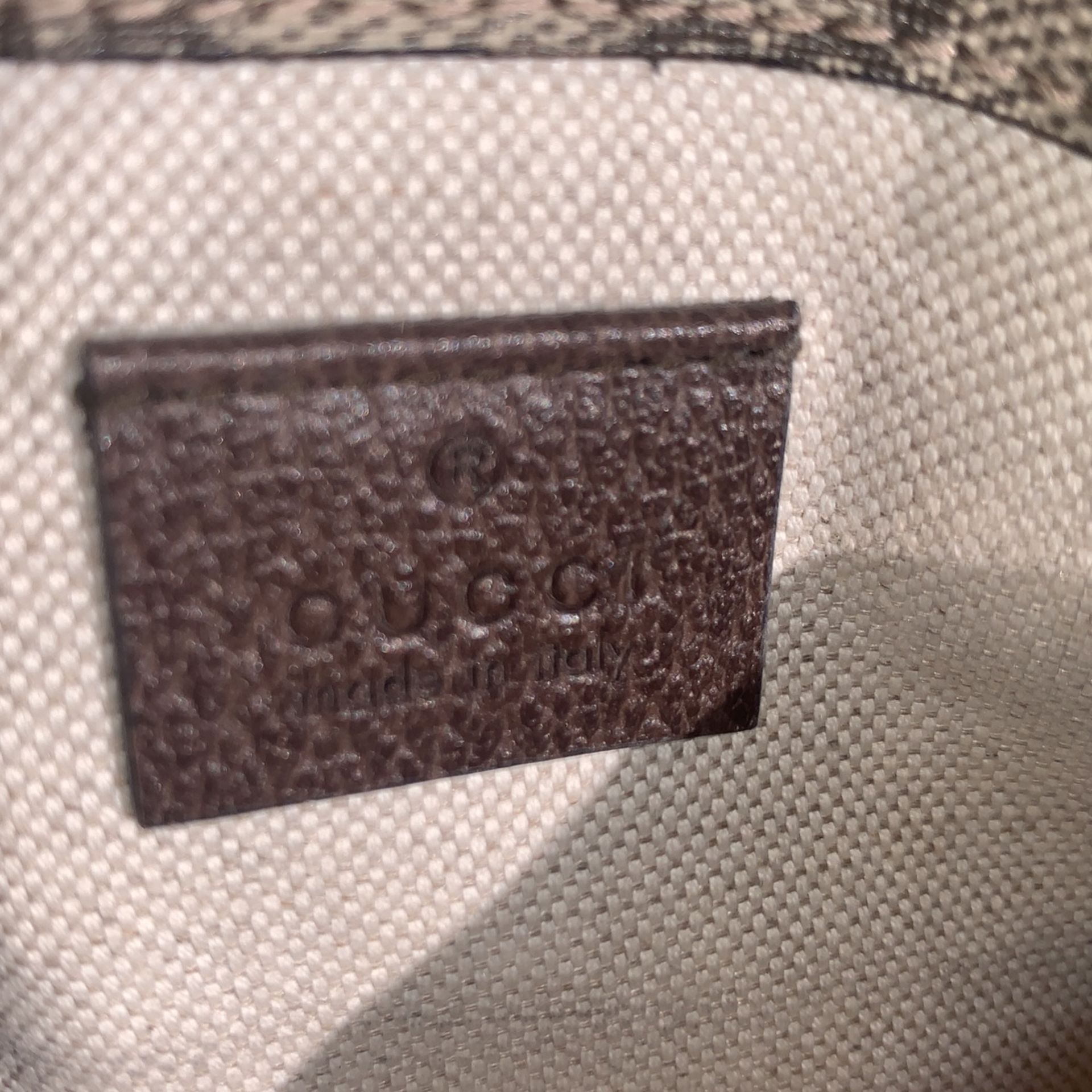 Gucci Women’s Cross Bag Purse