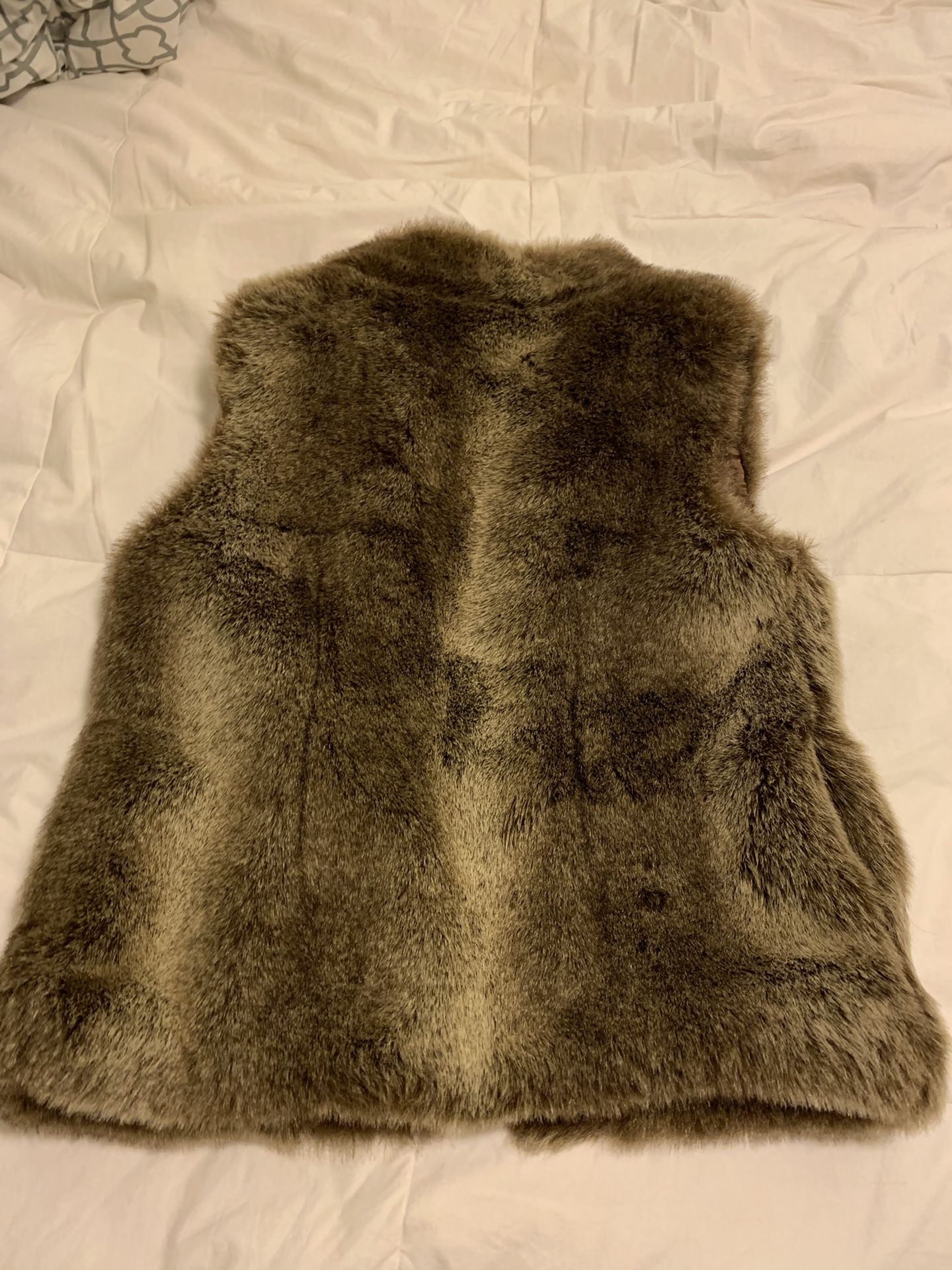 Fur vest