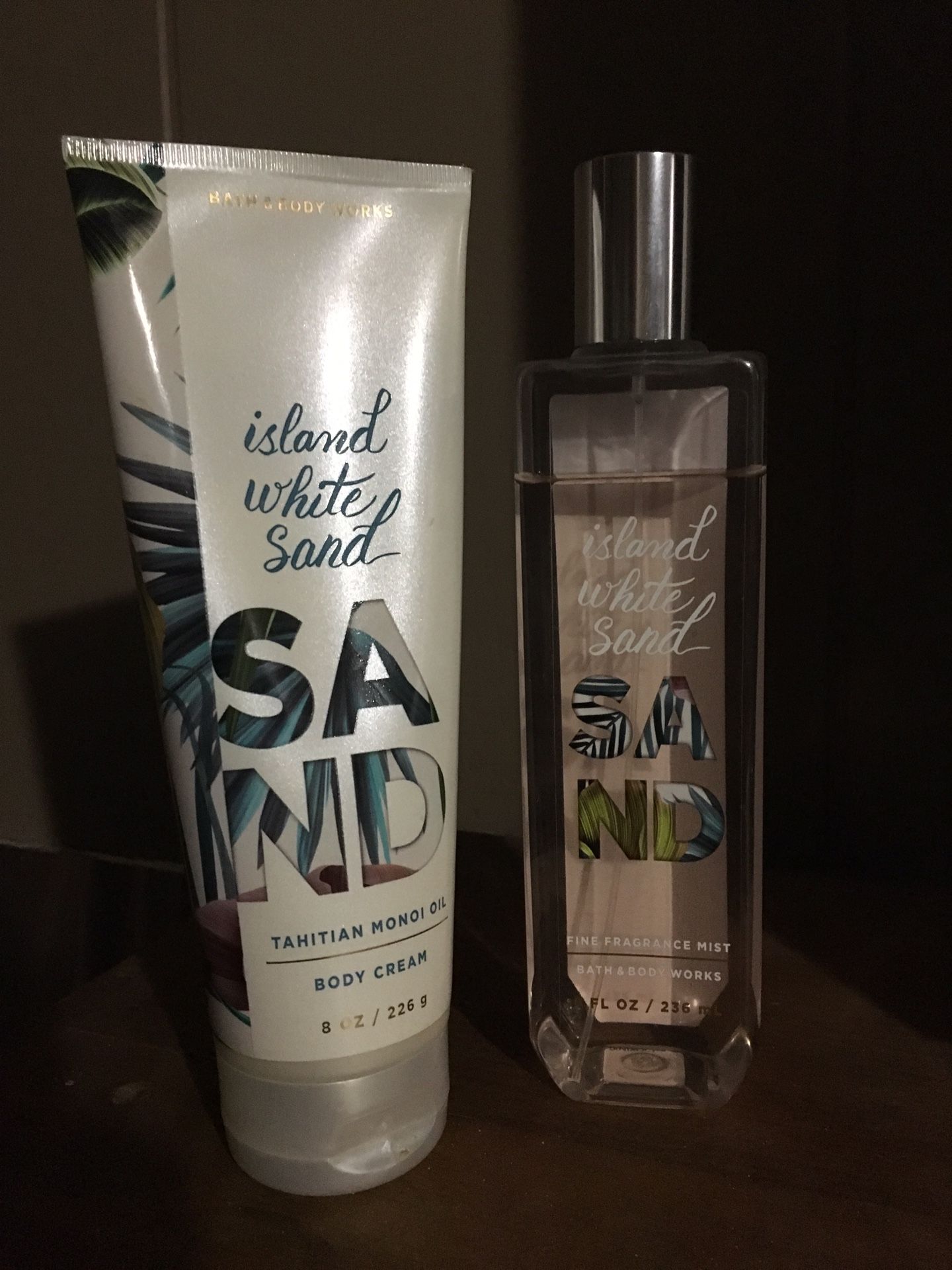 Bath and Body works Island white sand