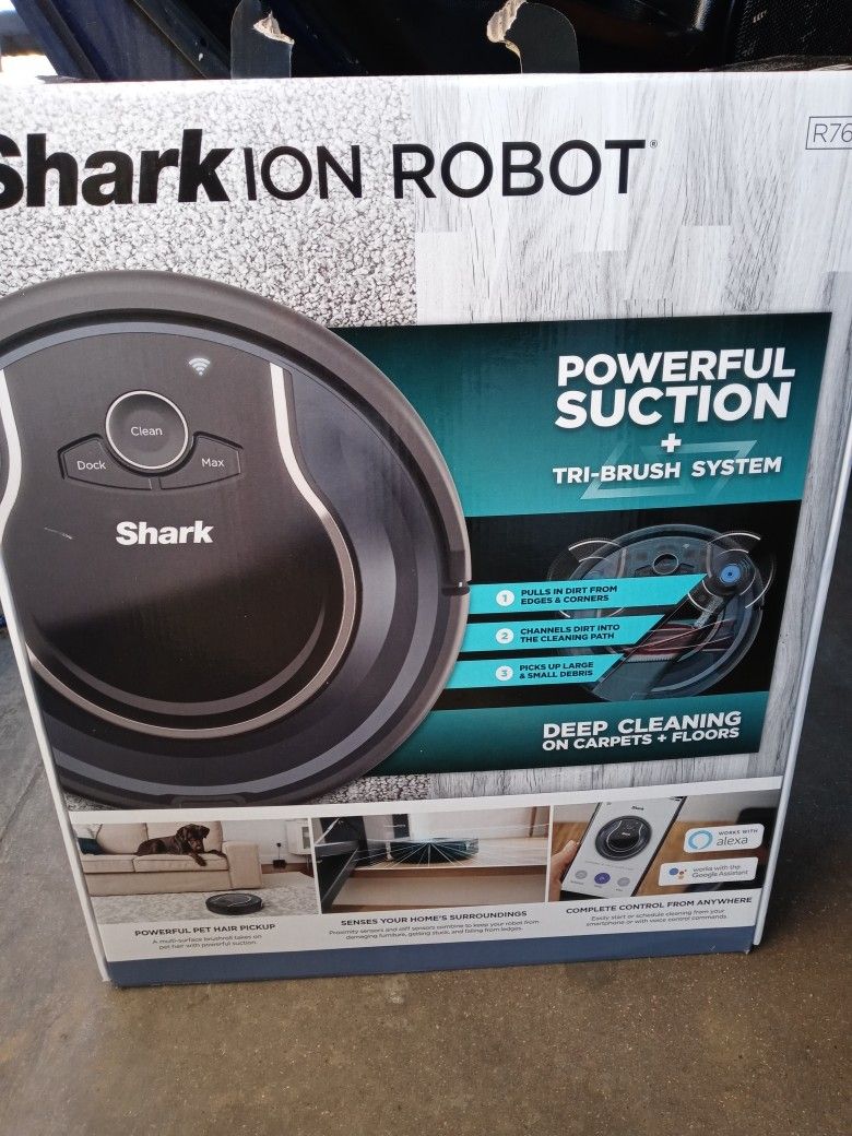 Shark Robot Vacuum