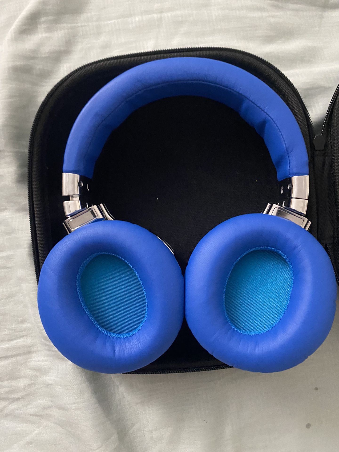 Wireless Headphones