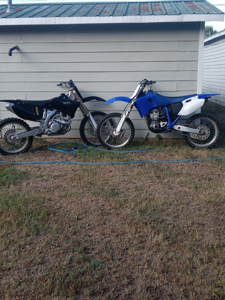 Yamaha 450 And 400 Dirtbikes