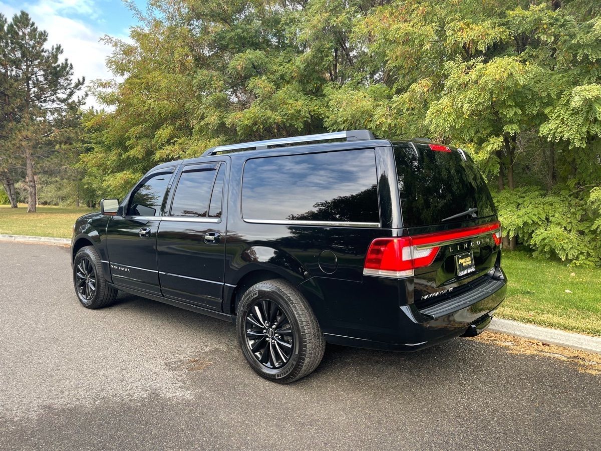 2016 Lincoln Navigator L