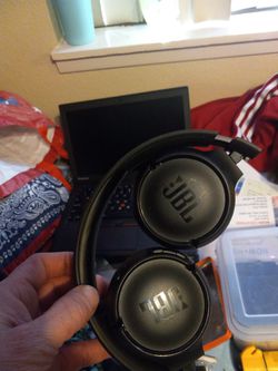 Jbl  Headphones Wireless 50 Bucks Still Brand Newb Thumbnail