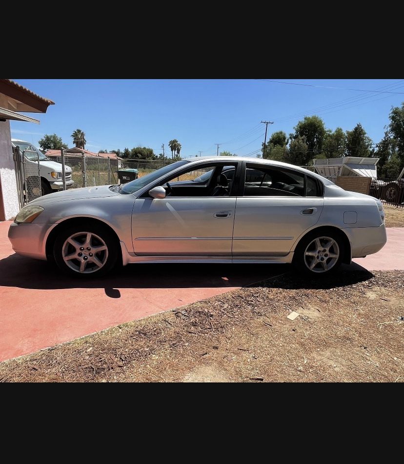 2002 Nissan Altima