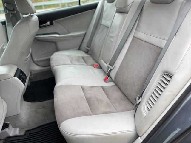 2012 Toyota Camry Hybrid