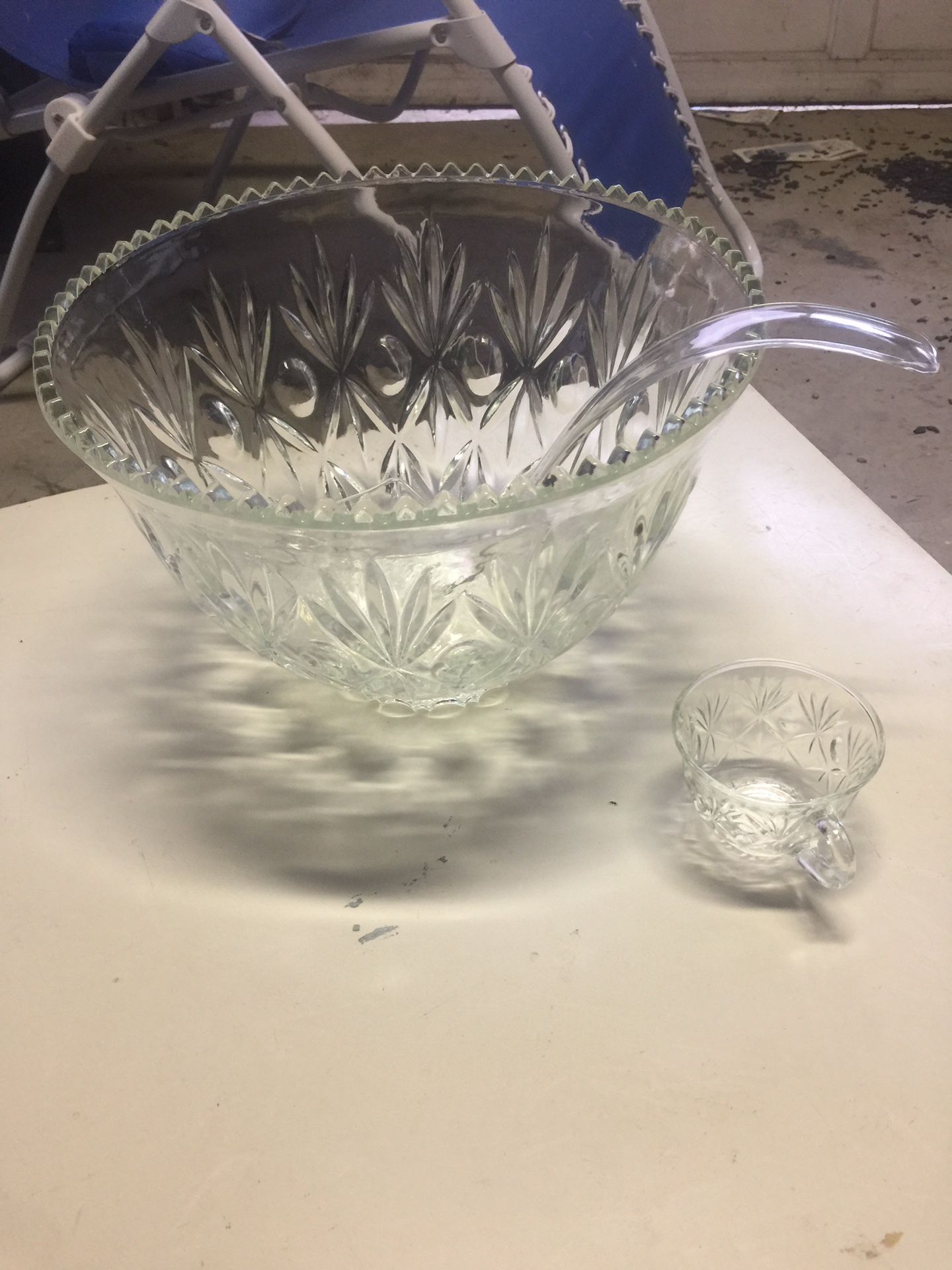 Big plate crystal with 12 cop