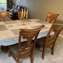 Solid Woods Dining Table Thumbnail