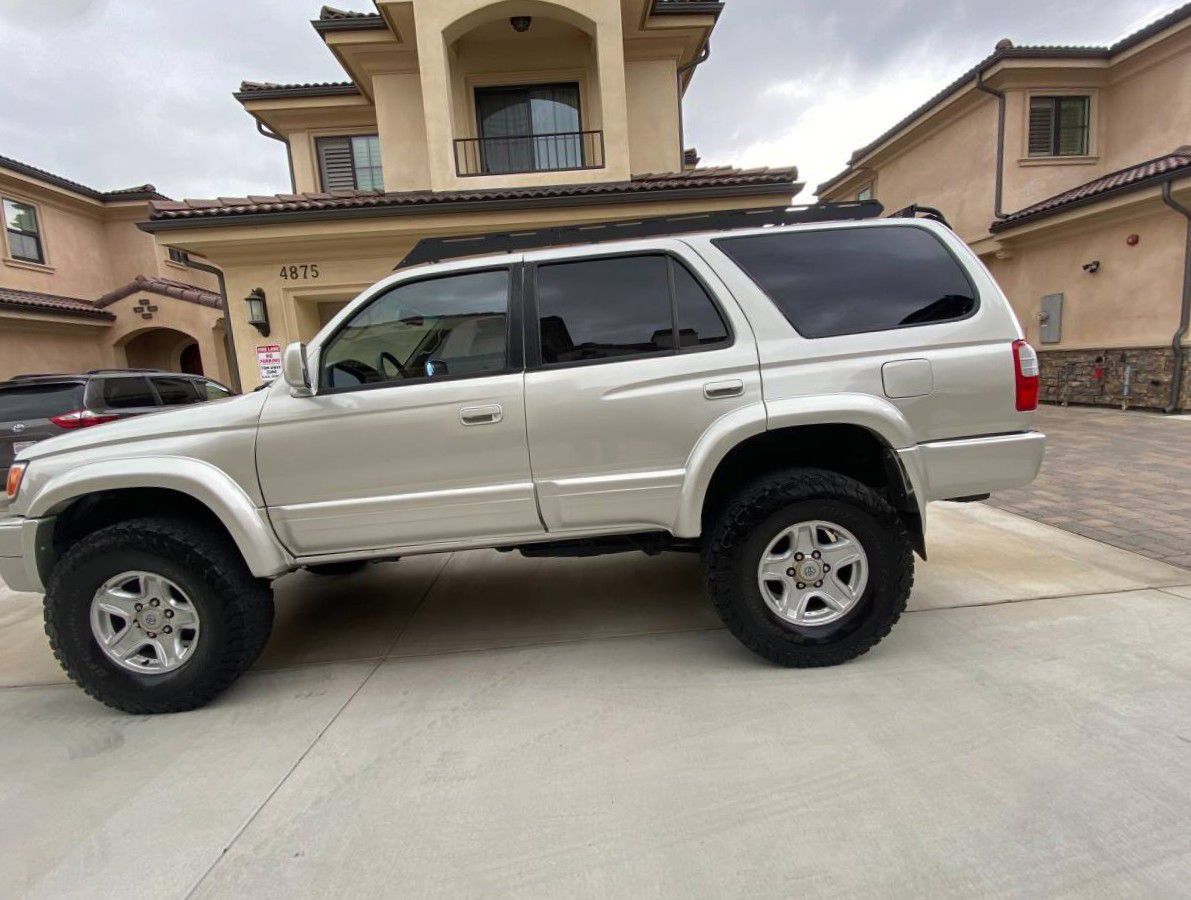 2000 toyota 4runner limited 4x4 clean title