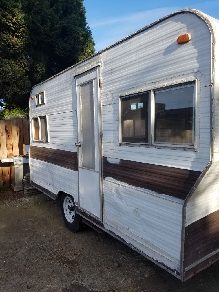 1969 Bel-aire 17ft. Camper for Sale in Ferndale, WA - OfferUp