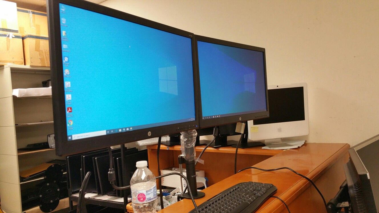 【Price Super Firm】Two HP 24"LED monitors on one Dual-armed stand, with cables: VGA, DVI, HDMI ports