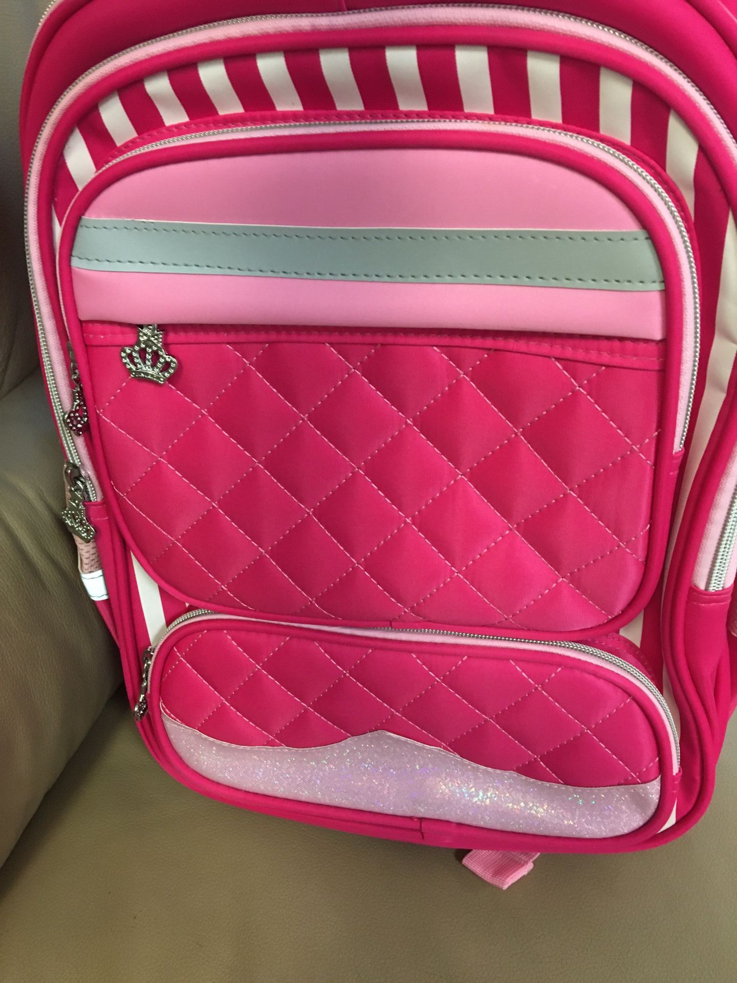 Warehouse sell Brand new Girls Rolling Backpack with separate trolley and pencil box