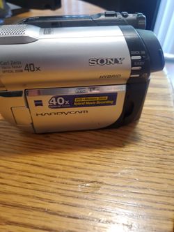 Sony Hybrid handheld camcorder 40x's optical Thumbnail