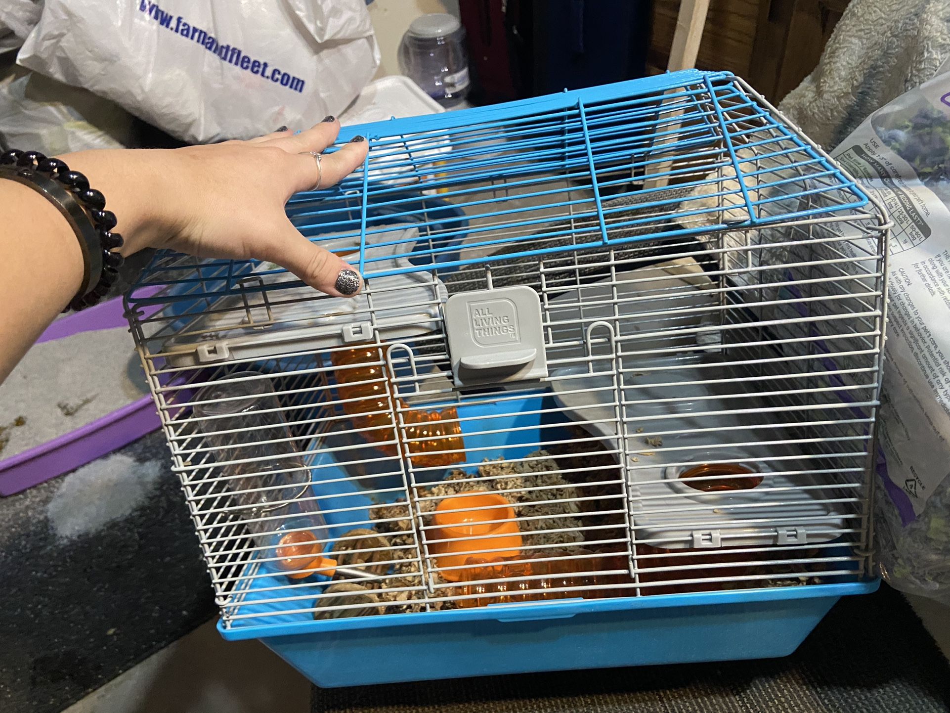 hampser/guinea pig cage