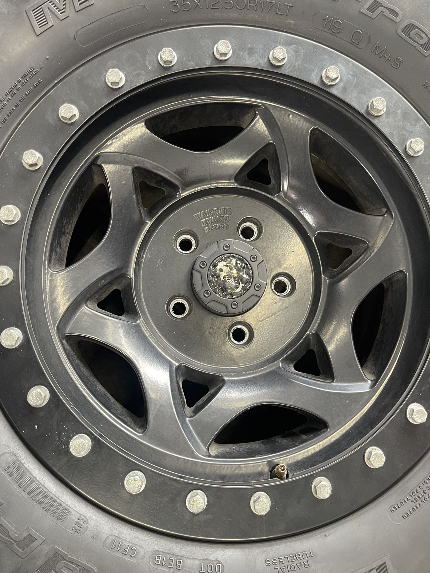 17 Inch Walker Evans Racing Wheels No Beadlock