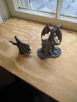 Fantasy Paperweight Statues (Dragon and Wizard) Thumbnail