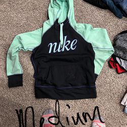 Nike clothes   Thumbnail