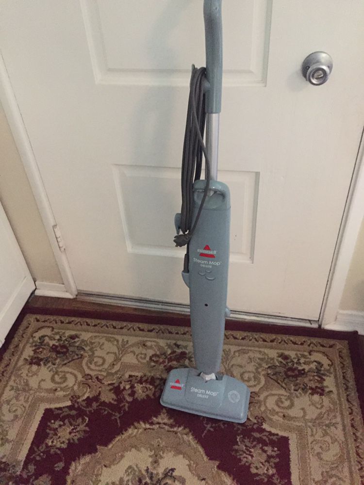 *** BISSELL STEAM MOP DELUXE 