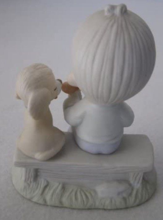 Precious Moments Figurine - Loving Is Sharing - Boy #E-3110B