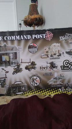 Click N' Play Military Multi Level Command Center Headquarters 51 Piece Play Set 