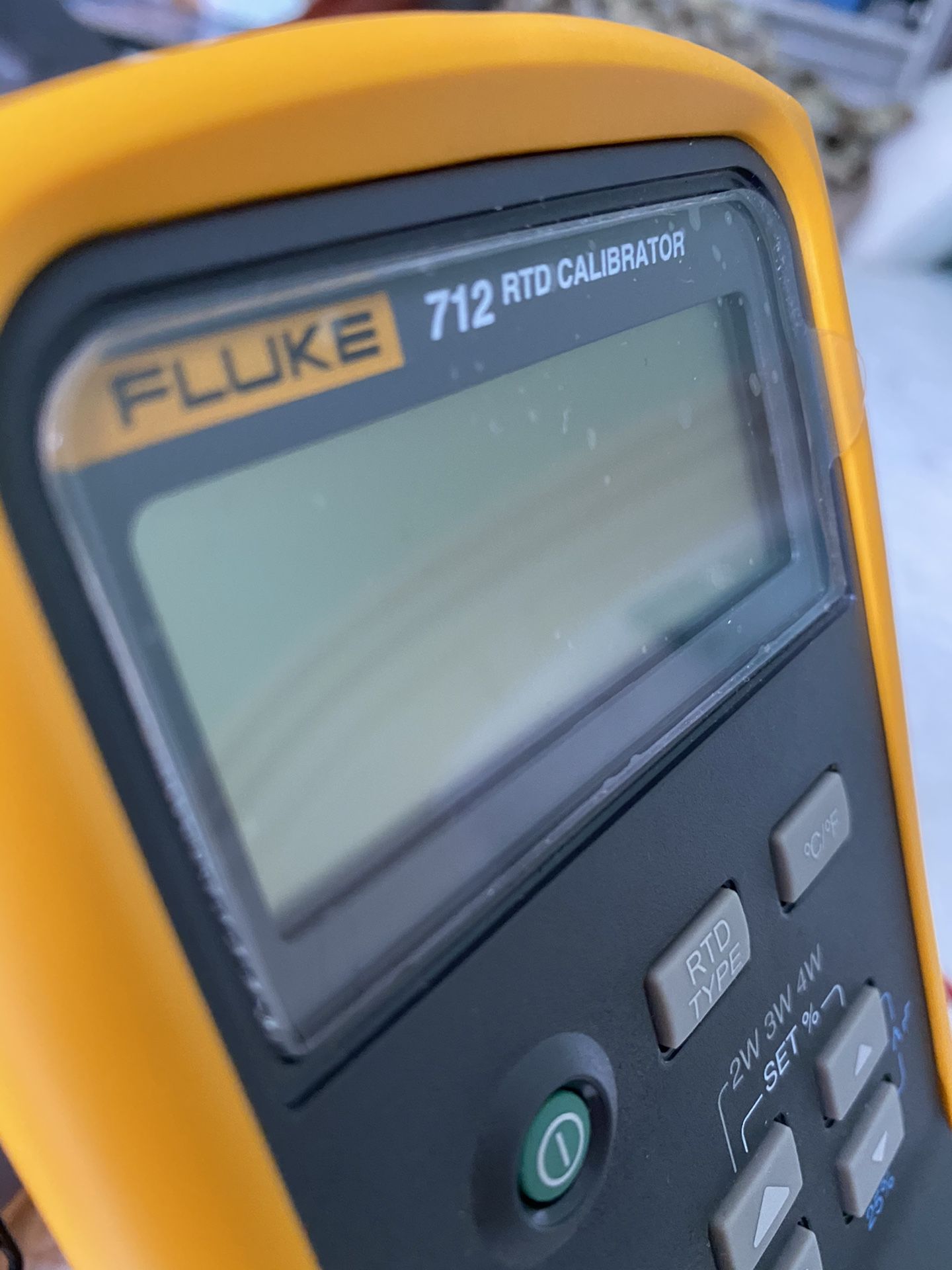 Fluke 712 RTD Calibrator 