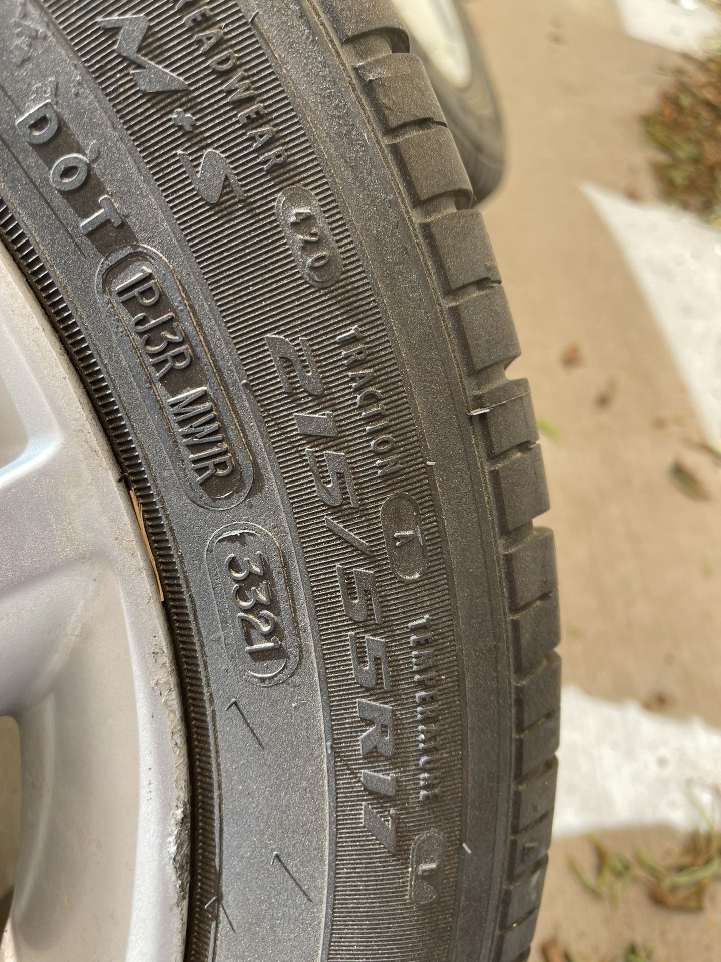 215/55/r17