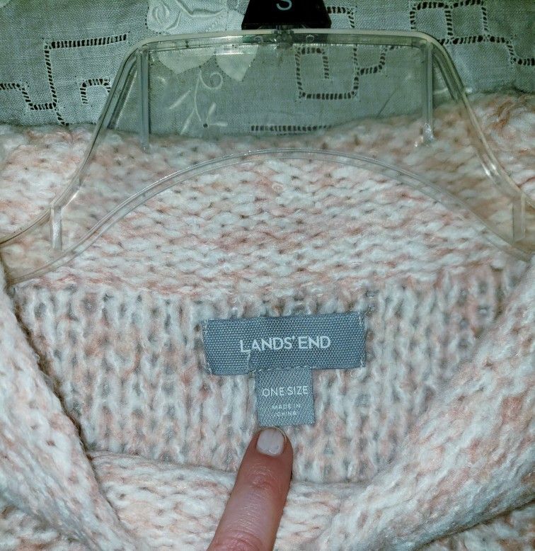 XL Lands' End, Exquisite, Soft, Blush, Poncho Sweater