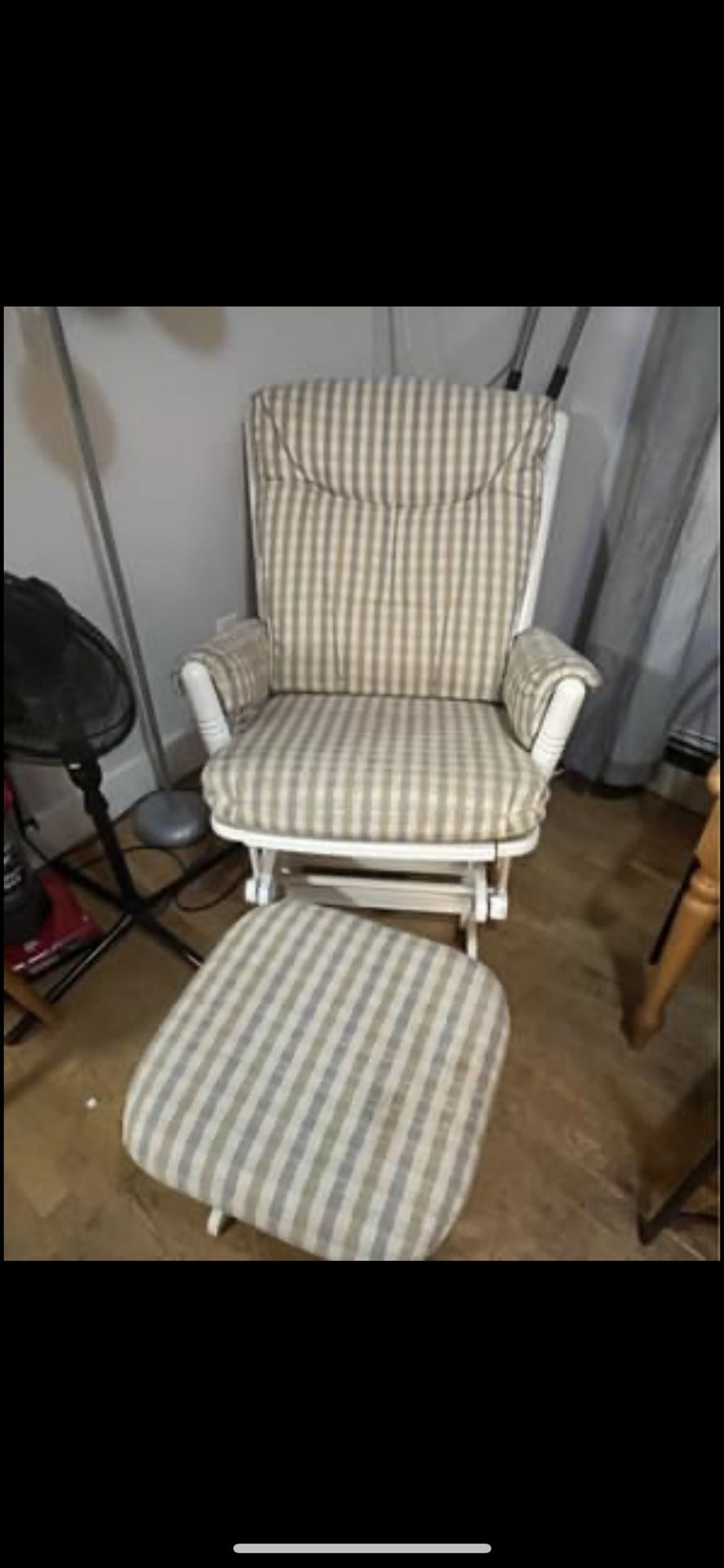 Rocking Chair - Recliner