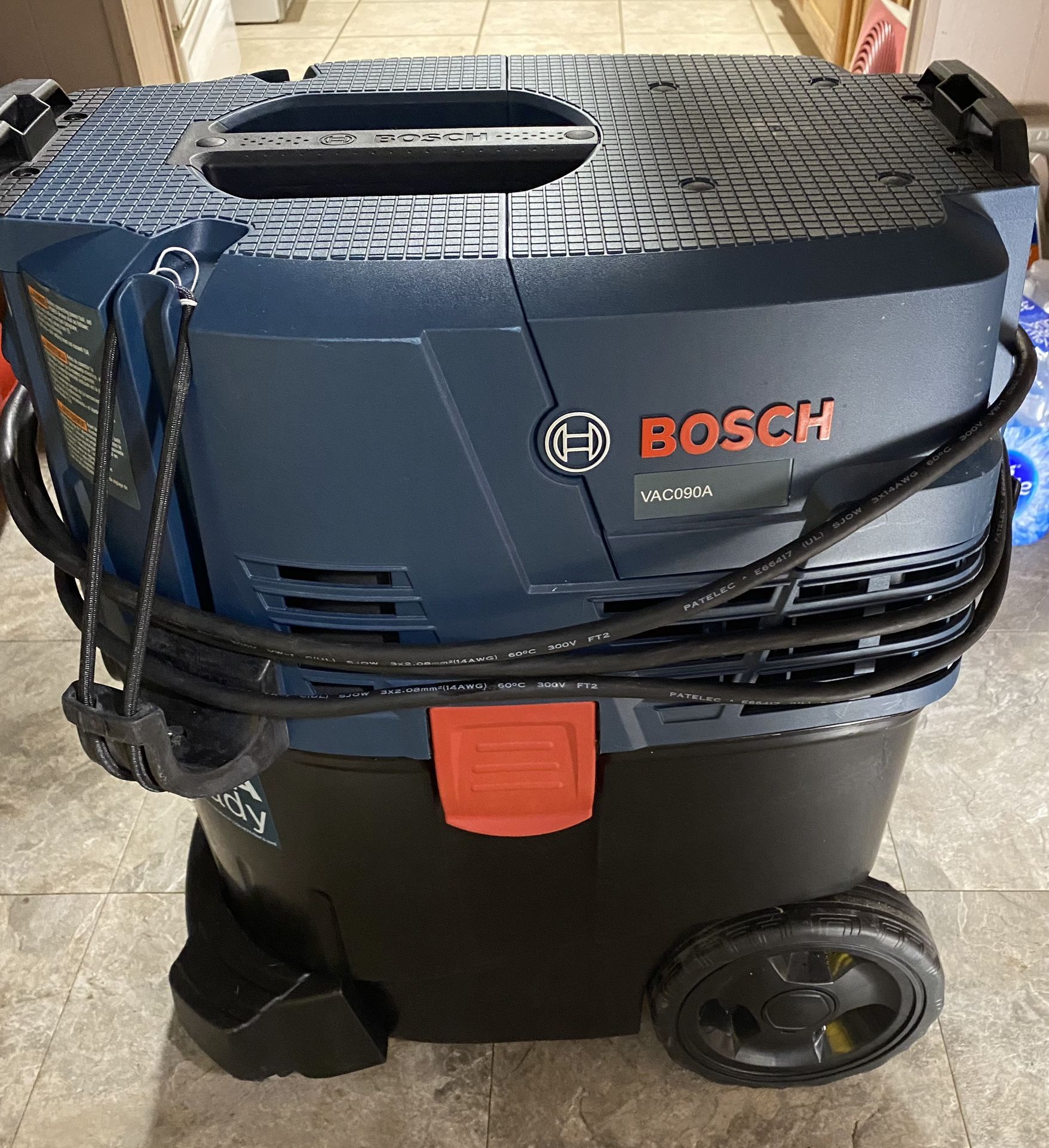 Bosch Vacuum Like New