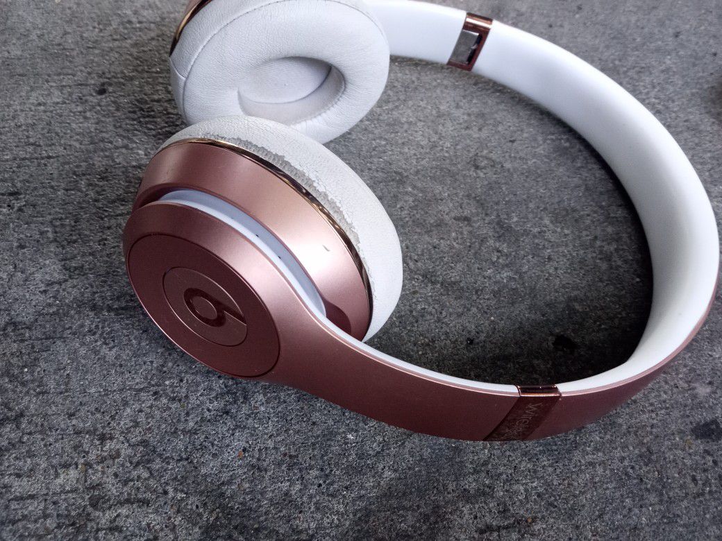 Dre Beats Solo 3 Pink Used