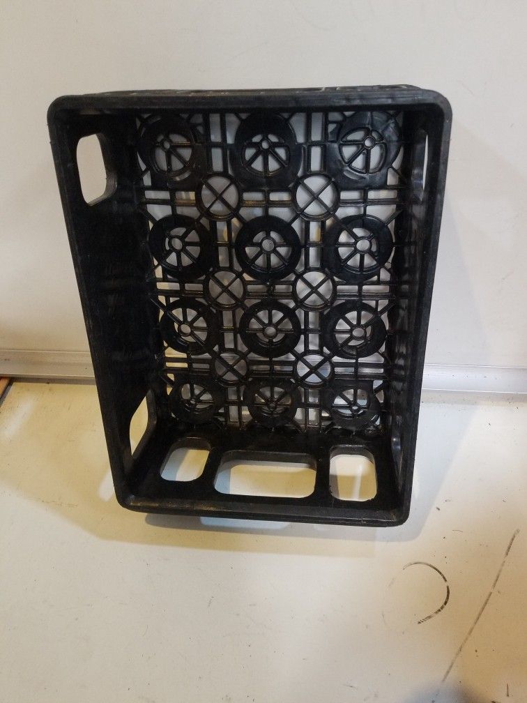 4 CONTAINER ALL FOR $6
