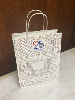  Build-A-Bear Workshop Reusable Gift bag - 25 YEARS OF HEART AND HUGS Thumbnail