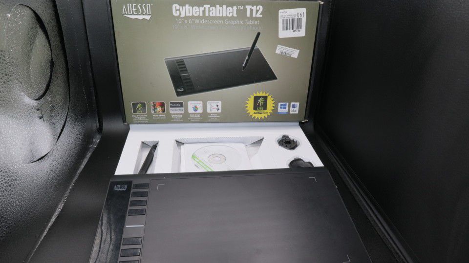 CyberTablet T12

10 x 6 in. Widescreen Graphic Tablet

