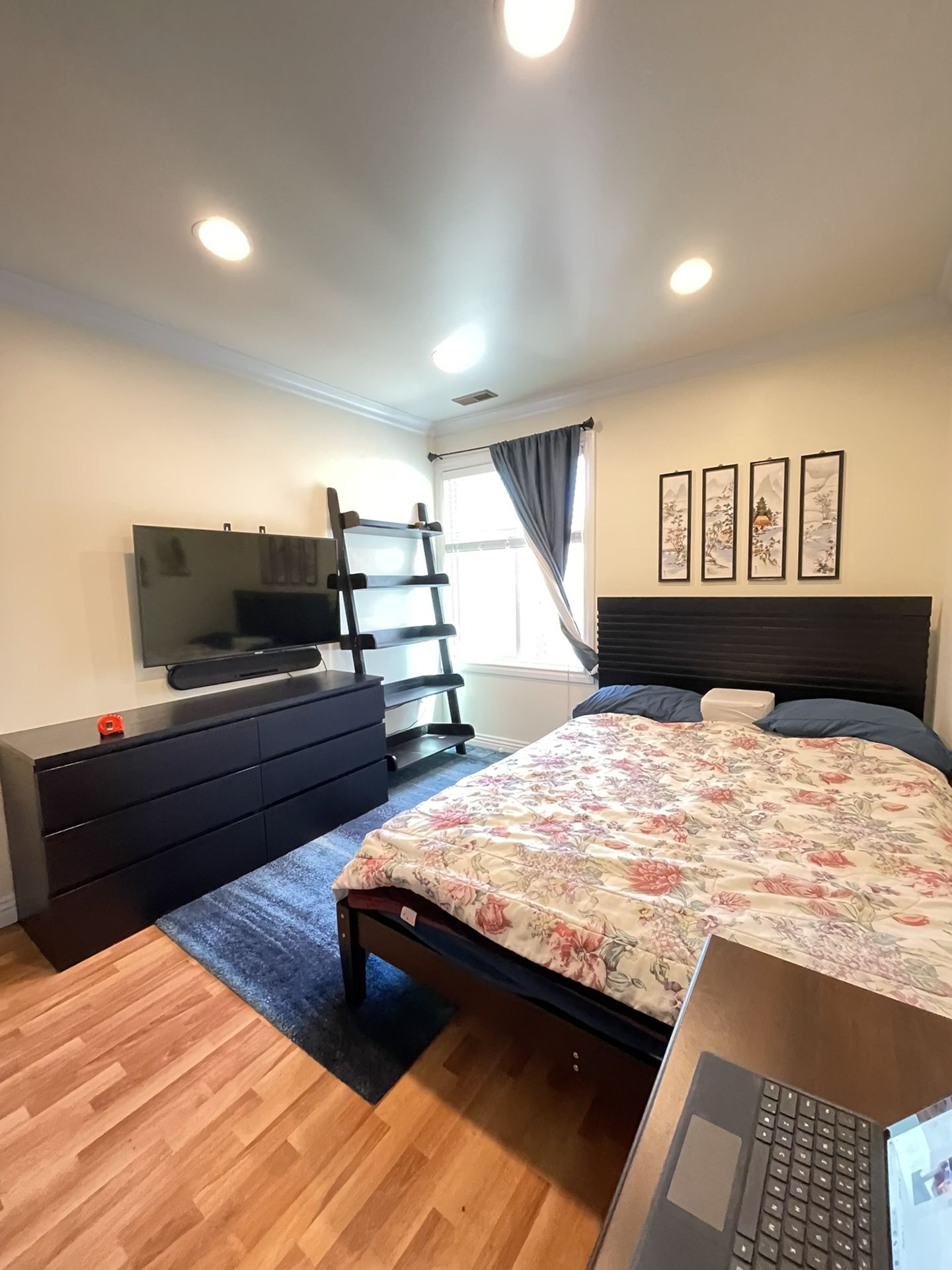 Queen Bedroom Set