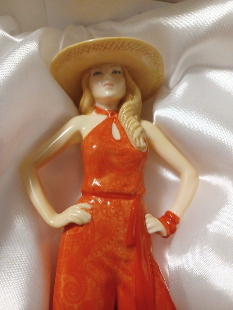 Royal Doulton Figurine in Original Box