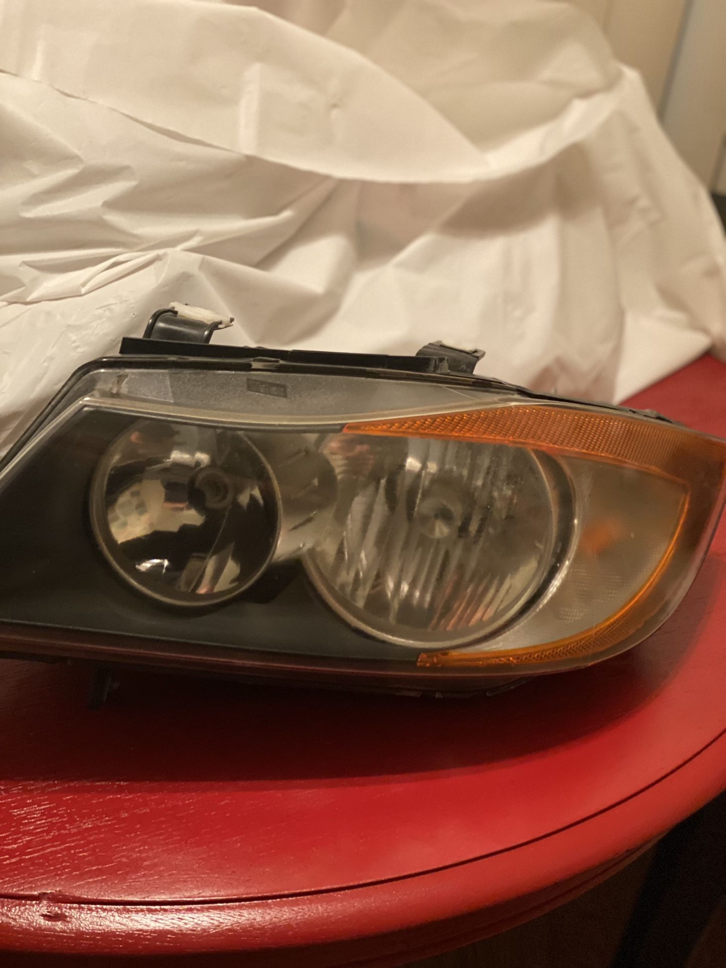 BMW E90 325i 328i 330i left headlight halogen OEM Valeo 6942725-07 W/ Ballast