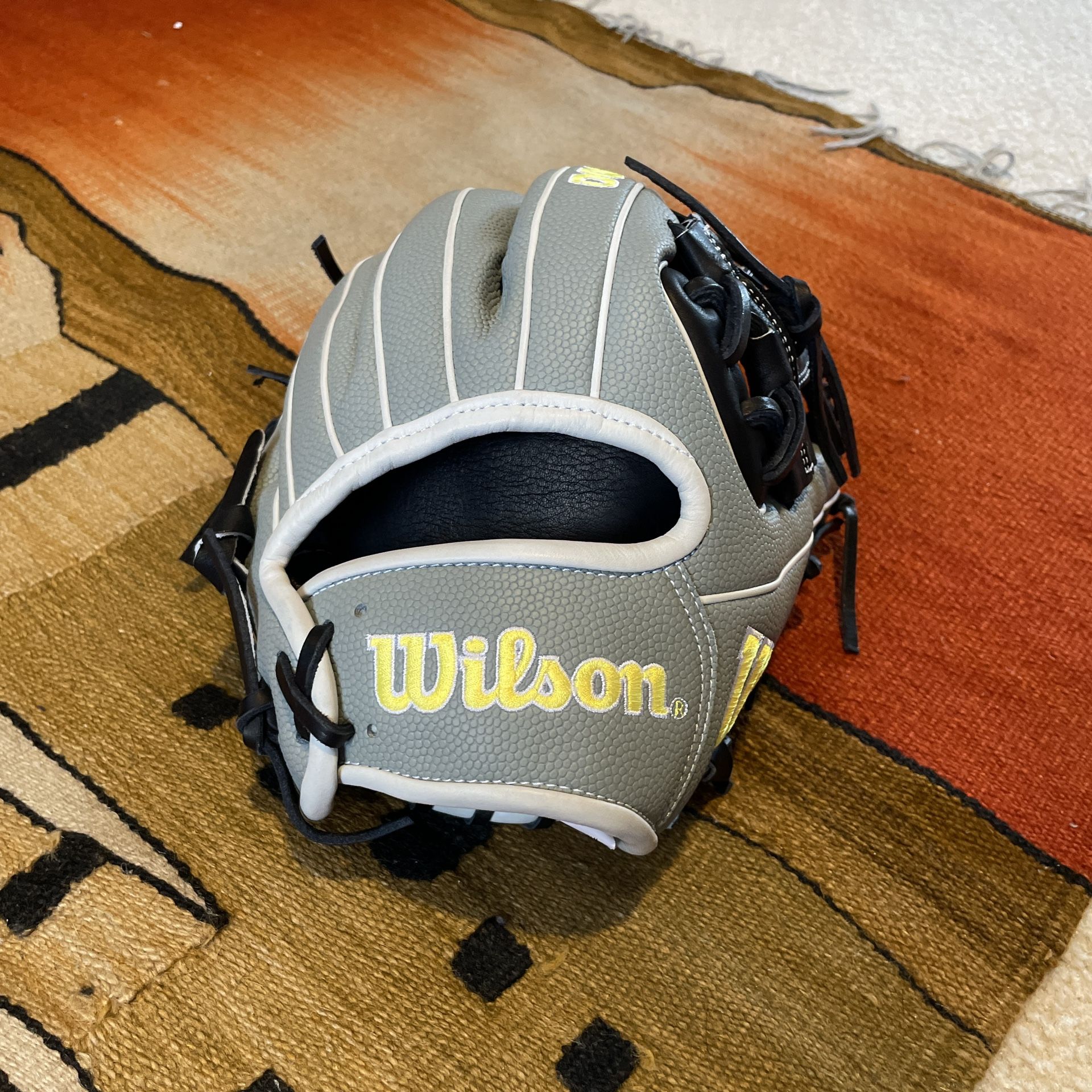 Brand New 2021 Wilson A2000 1786 Baseball Glove