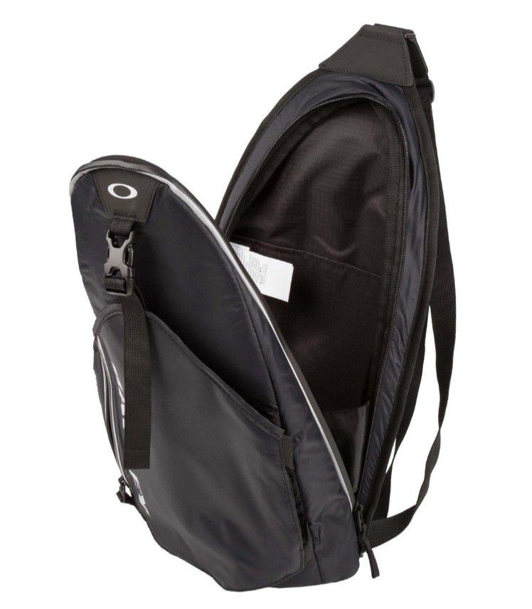 Oakley Commuter Helmet Backpack 