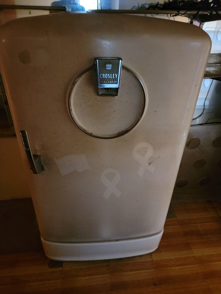 Crosley Vintage Refrigerator