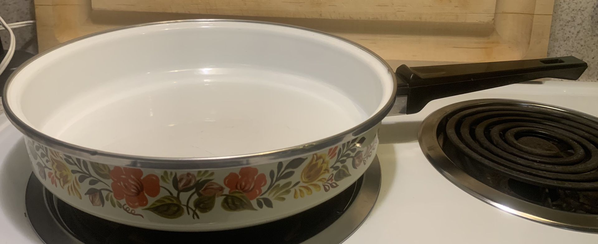 Kitchen Accessories / Wilshire House Frying Pan