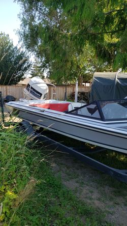 1988 Barefoot Sanger Ski Boat 225 Johnson for Sale in Tacoma, WA - OfferUp