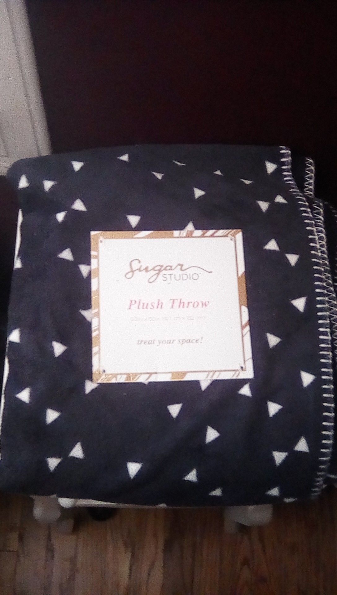 PLUSH BLANKET BLUE/WHITE