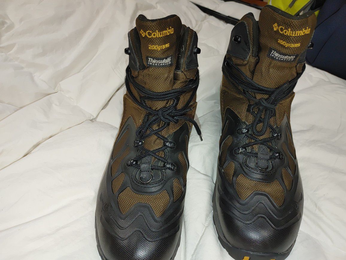 MENS HIKING, WORK, BOOTS, SZ. 15 COLUMBIA THINSOLATE