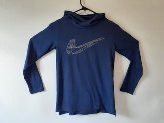 Nike Dri-FIT boys navy blue long sleeve pullover hoodie shirt size M  Thumbnail