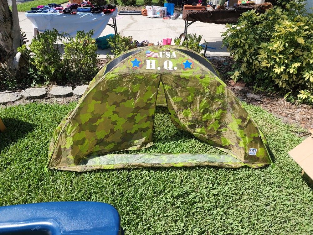 Twin Bed Tent