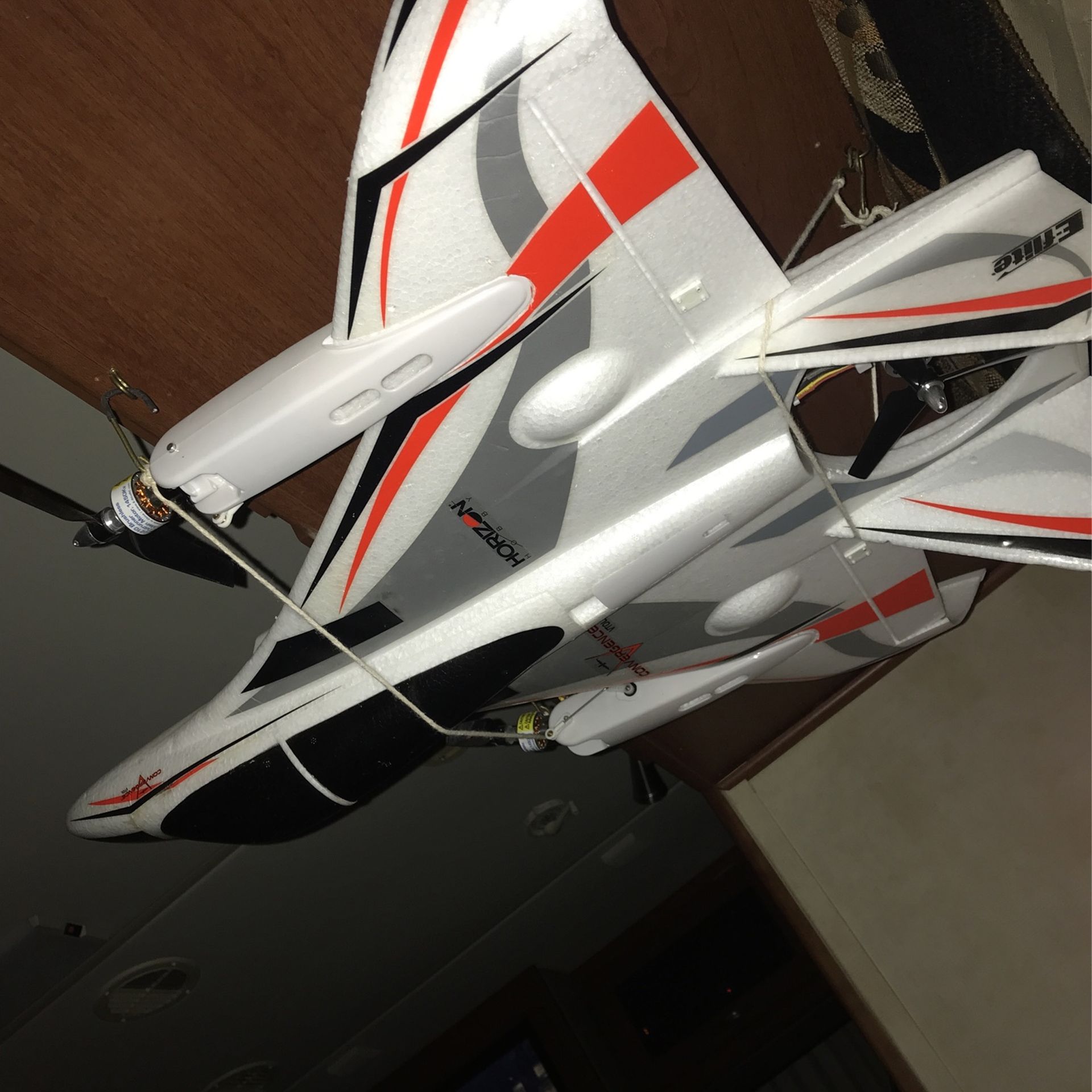 RC Airplanes Plus 2 More Planes And Helicopter 5 Controllers 8 Chnnel 5,6 3 Plus All Kinds Of Parts Want To Sell Everything Make Me A Far And Honest