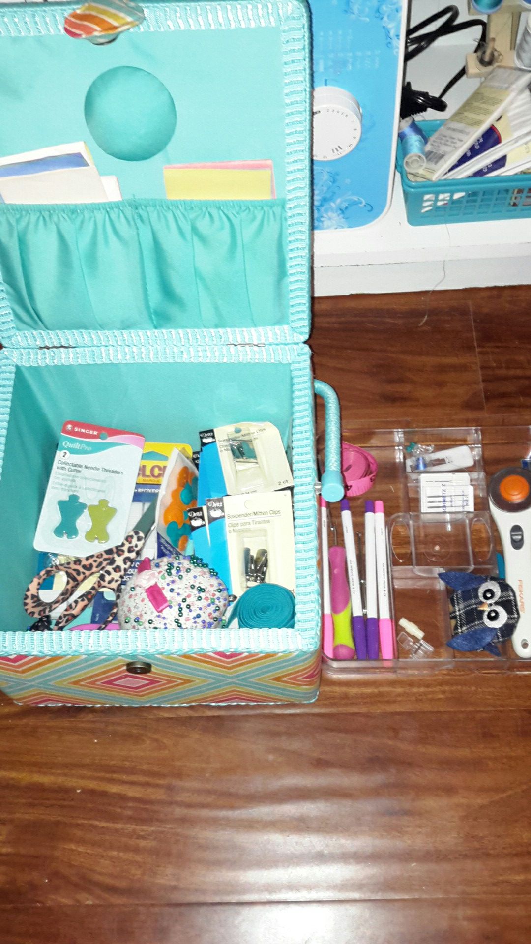 Brother LX2500 Sewing Machine with accessories for Sale in Newport News