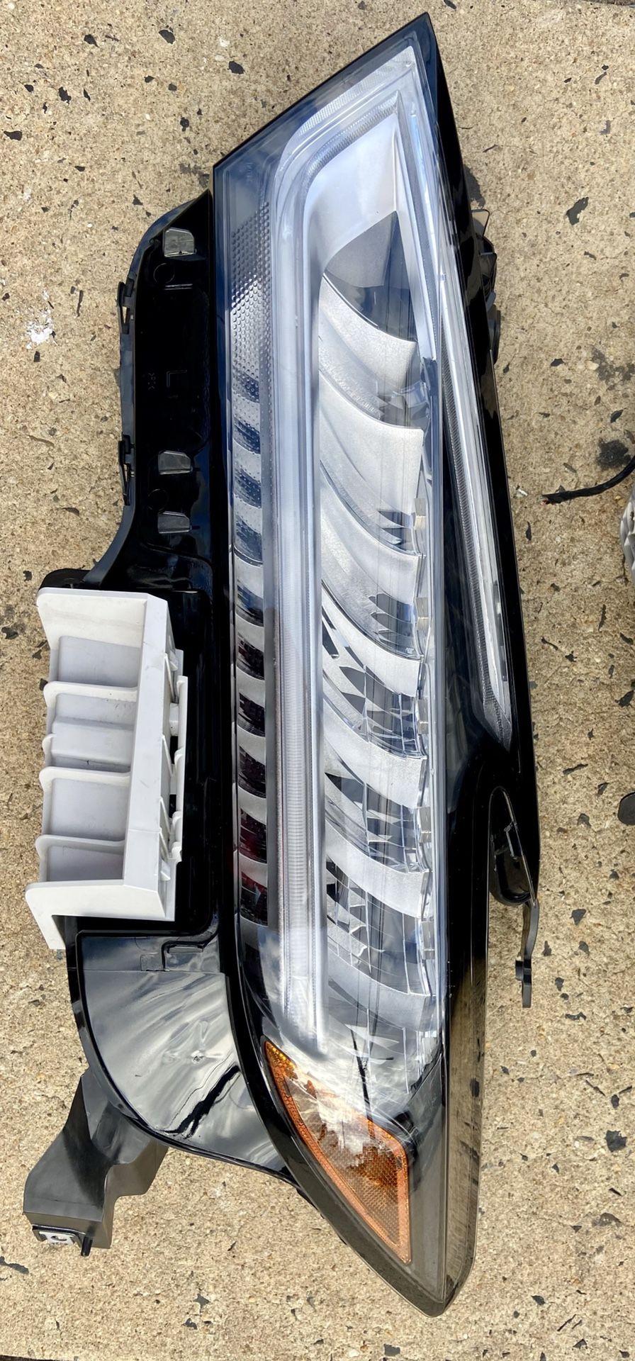 2021 Nissan Maxima Headlights
