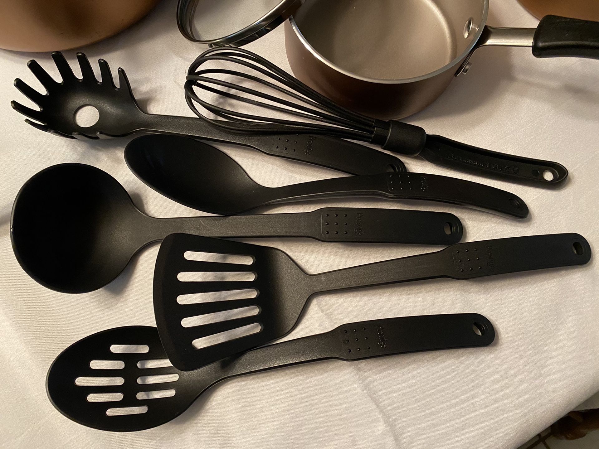 13 Piece Farberware Cookstart DiamondMax NonStick Cookware Set